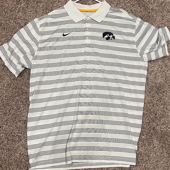 Nike Dri Fit Iowa Hawkeyes Men's XXL Polo - Picture 1 of 2